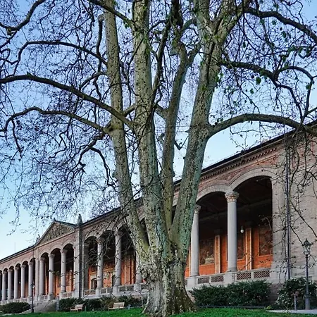 Eckberg Near Centre & Nature